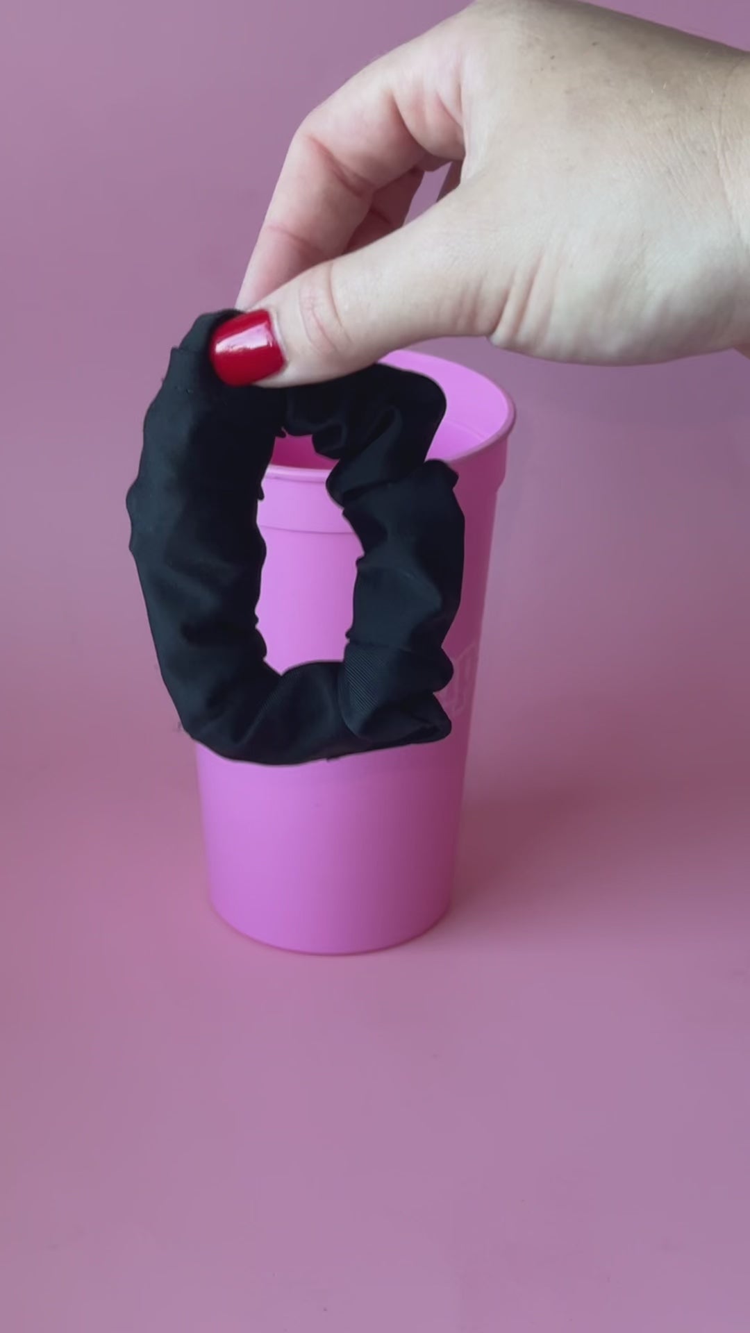  Nightcap The Original Drink Cover Scrunchie – As Seen On Shark  Tank And TikTok - Reusable - Wear On Wrist Or In Hair, Prevent Drink  Spiking - Sanitary Pocket Keeps Cover